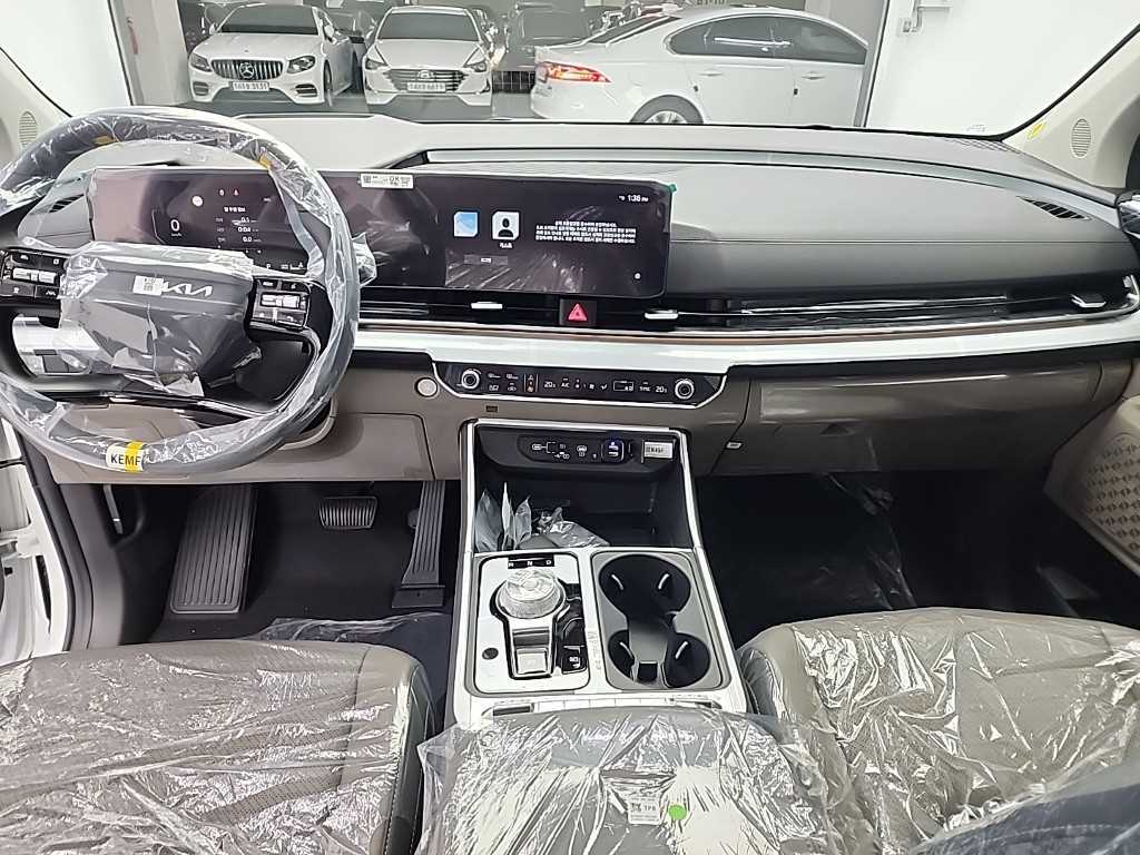 KIA Carnival - Vista 7