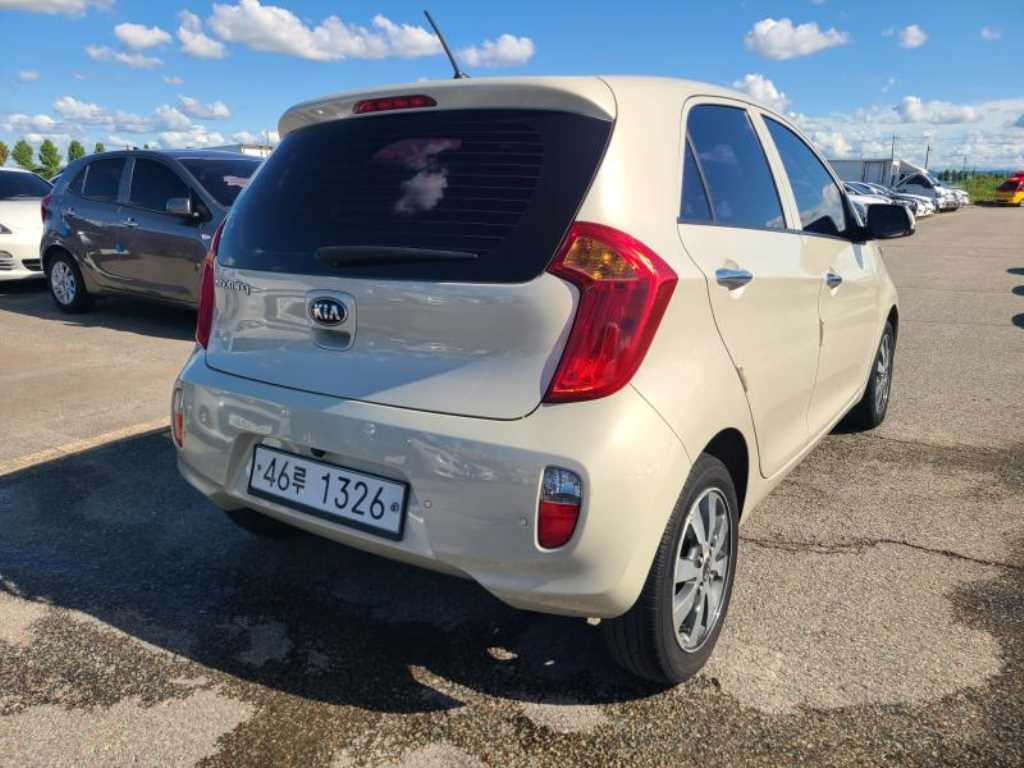 KIA Morning - Vista 6