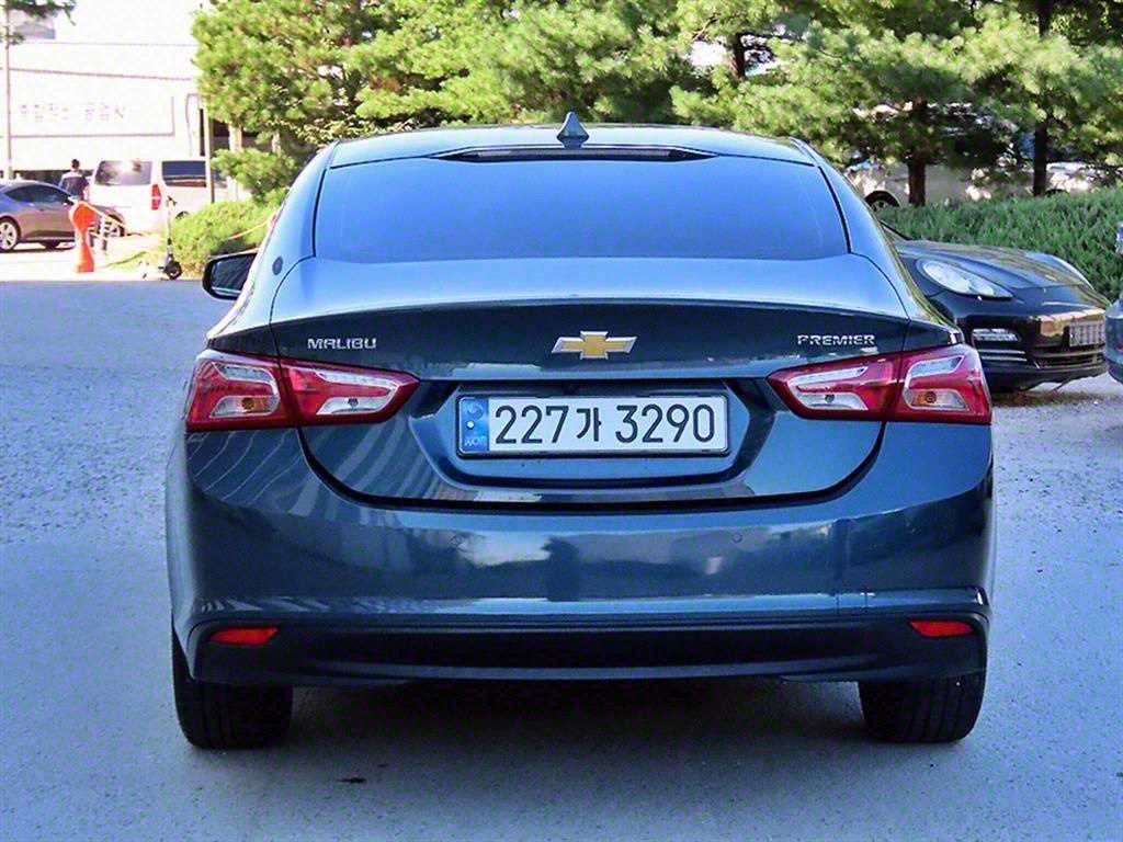 Chevrolet Malibu - Vista 4