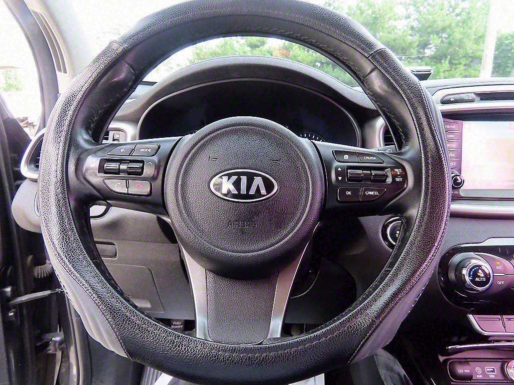 KIA Sorento - Vista 8