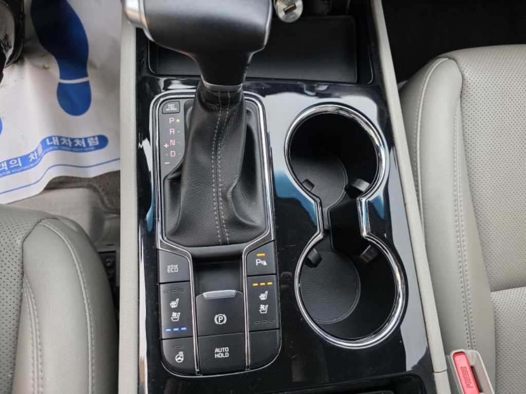 KIA Carnival 2019 Plateado - Importación desde Corea - HF Imports Iquique - Foto 17