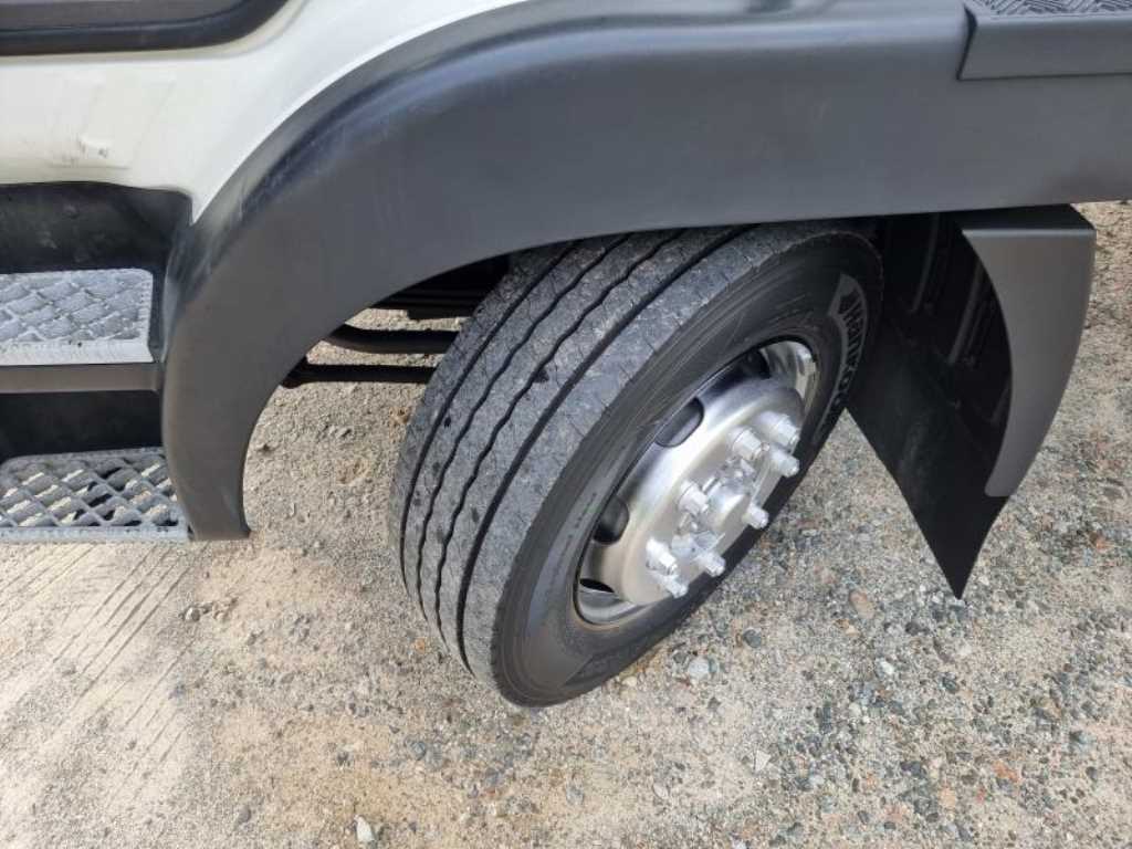 medium and large cargo Cargo 2014 Blanco - Importación desde Corea - HF Imports Iquique - Foto 19