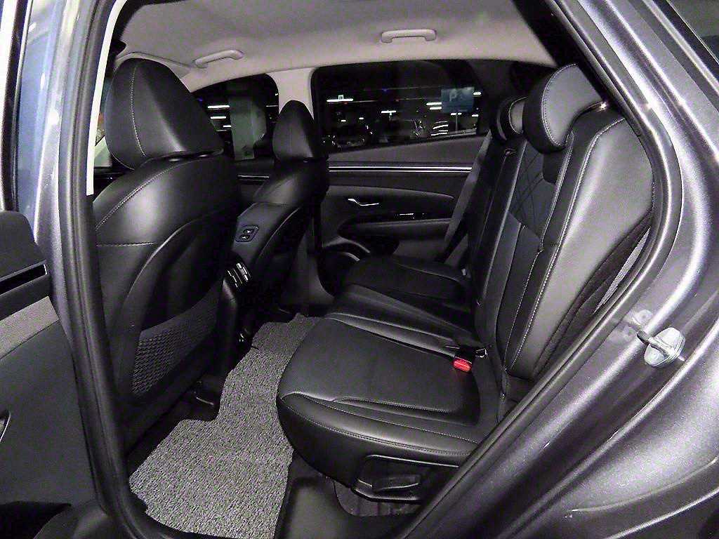 HYUNDAI Tucson - Vista 7