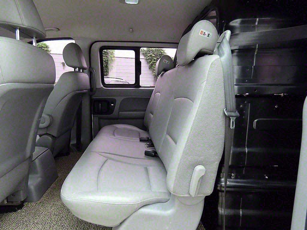 HYUNDAI Starex - Vista 6