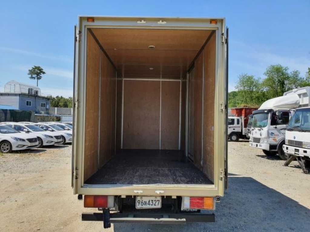 medium and large cargo Cargo - Vista 7