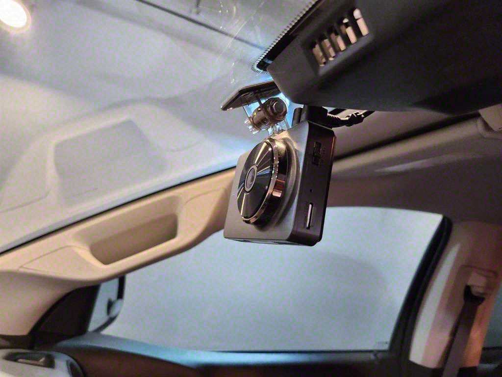 Chevrolet ?Colorado 2021 Negro - Importación desde Corea - HF Imports Iquique - Foto 18