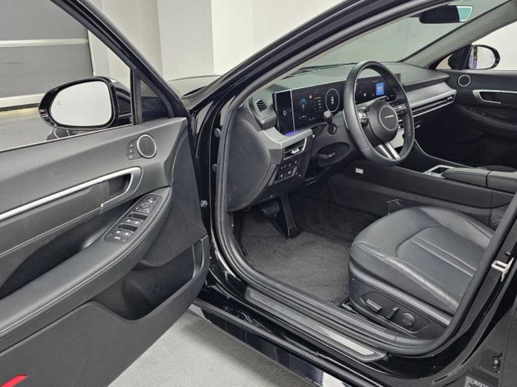 HYUNDAI Sonata - Vista 11