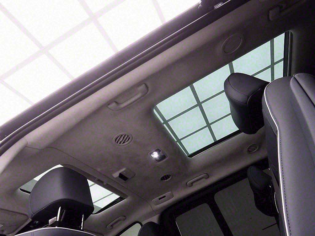 HYUNDAI Staria - Vista 10