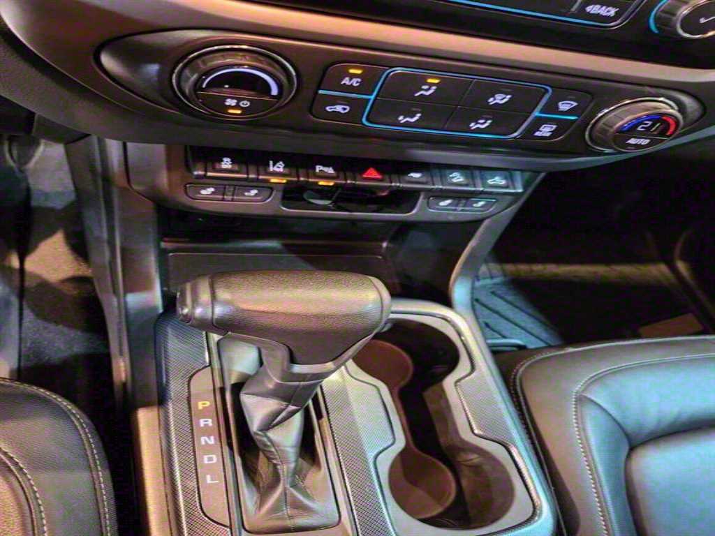 Chevrolet ?Colorado 2021 Negro - Importación desde Corea - HF Imports Iquique - Foto 17