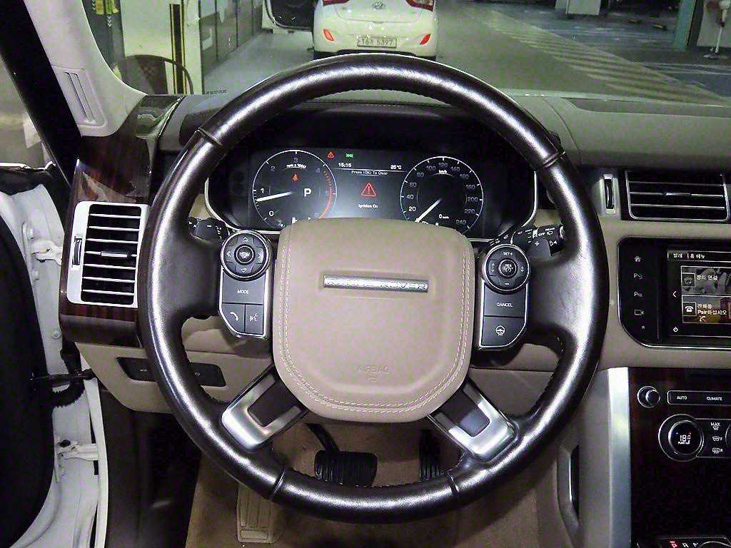 Land Rover Range Rover - Vista 8