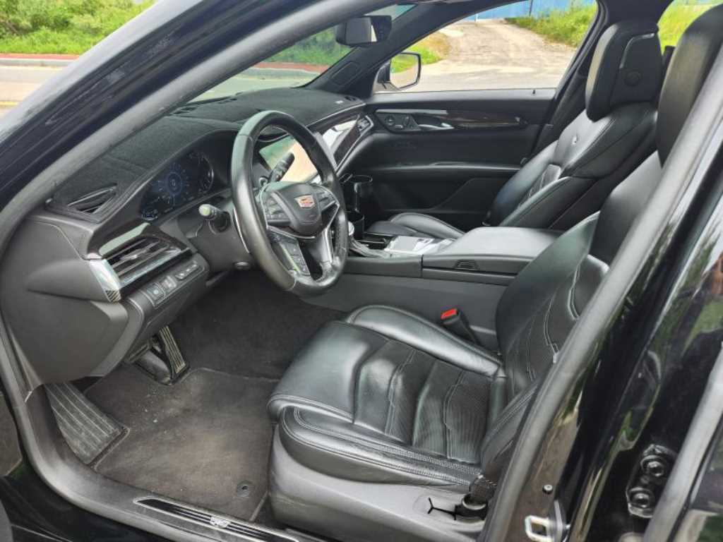 Cadillac CT6 - Vista 5