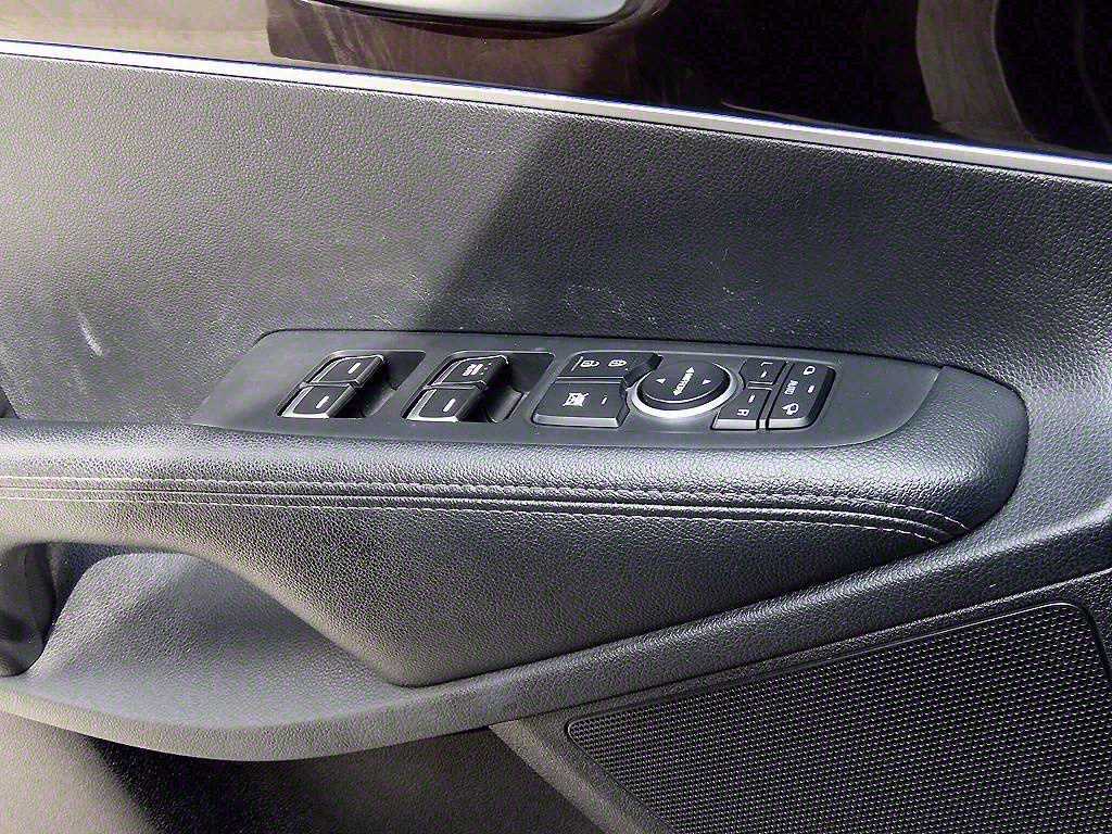 KIA Sorento - Vista 12