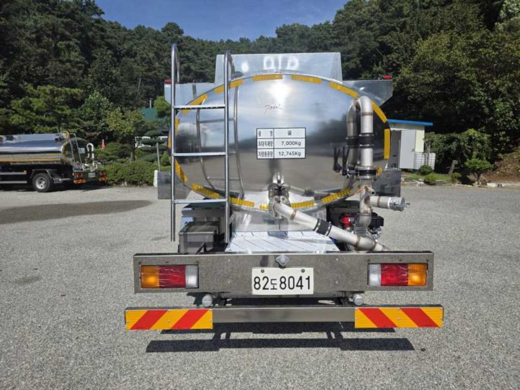 medium and large cargo Rory - Vista 4