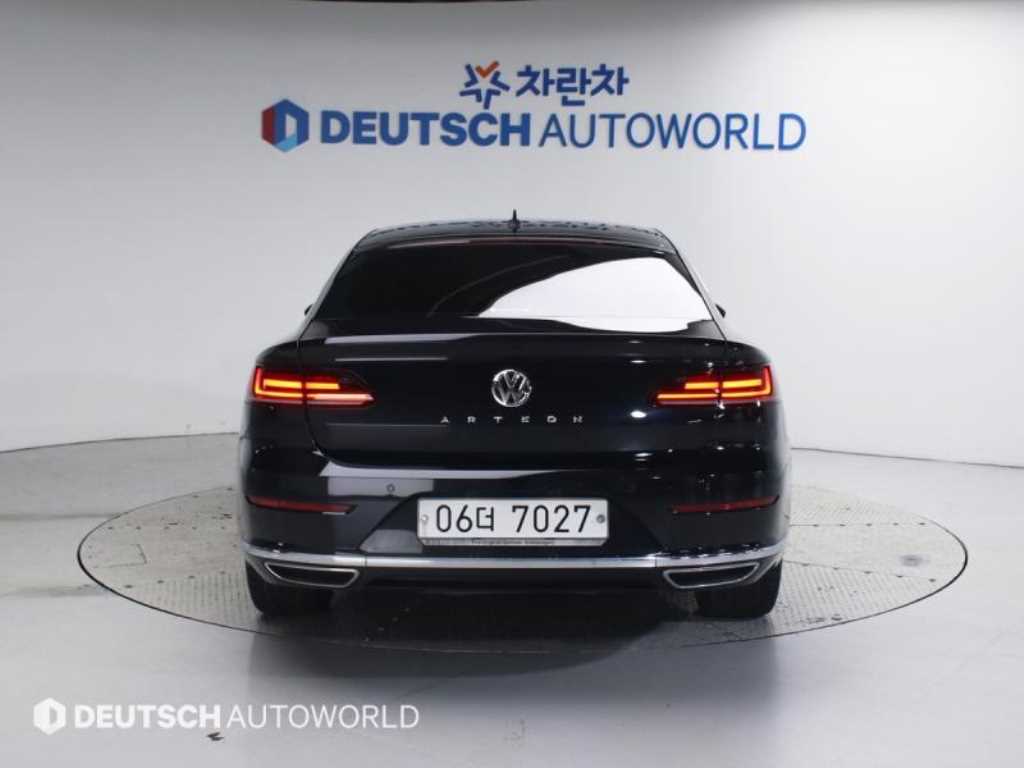 Volkswagen Arteon - Vista 4