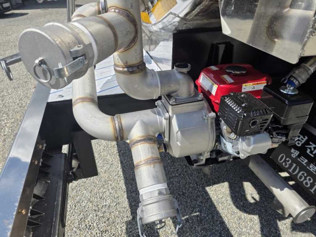 medium and large cargo Rory - Vista 9