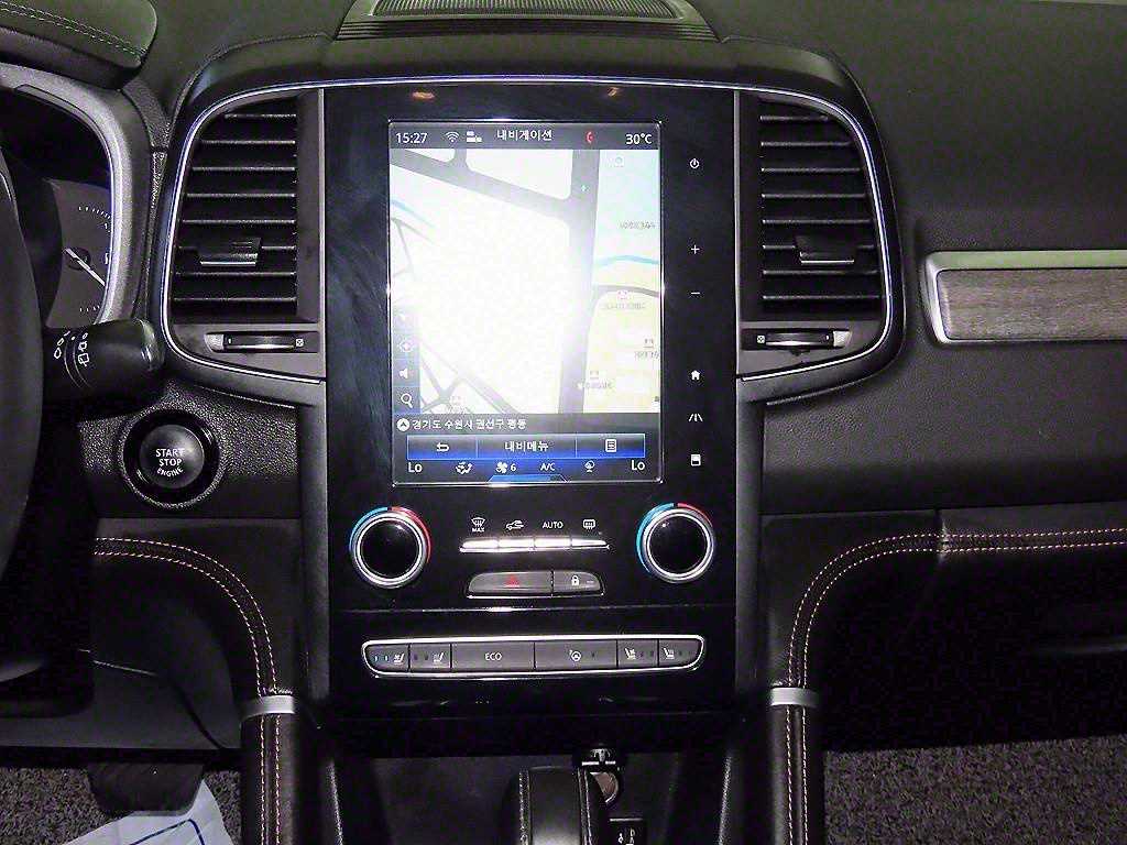 SAMSUNG QM6 - Vista 11