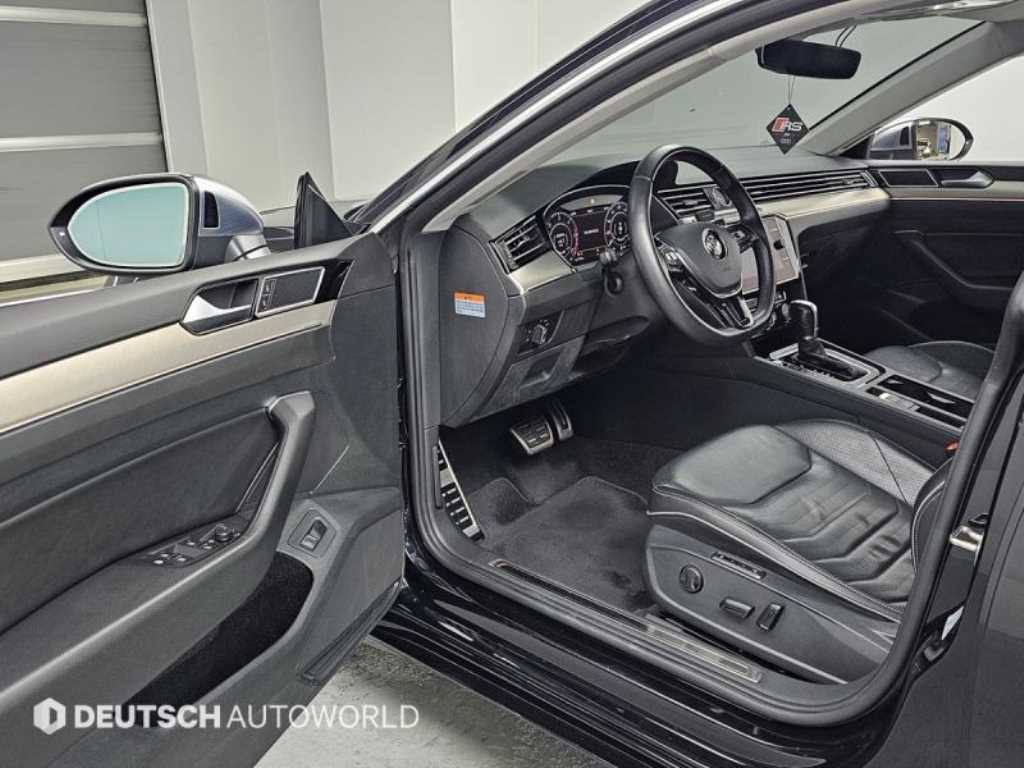 Volkswagen Arteon - Vista 11