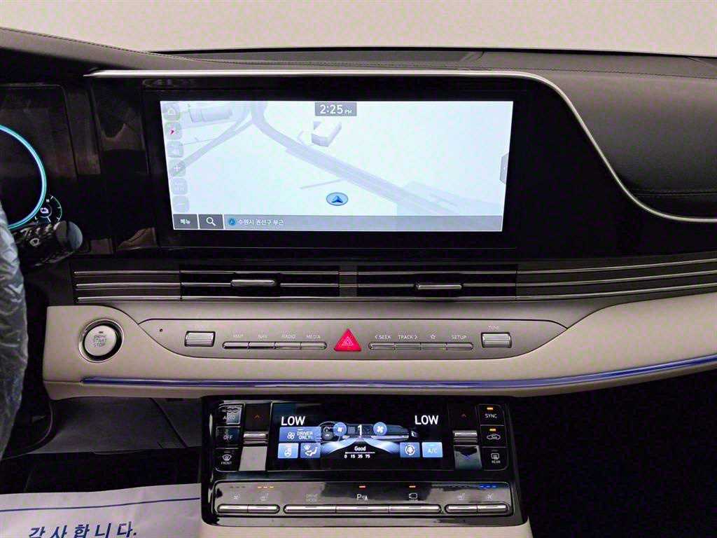 HYUNDAI Grandeur - Vista 9