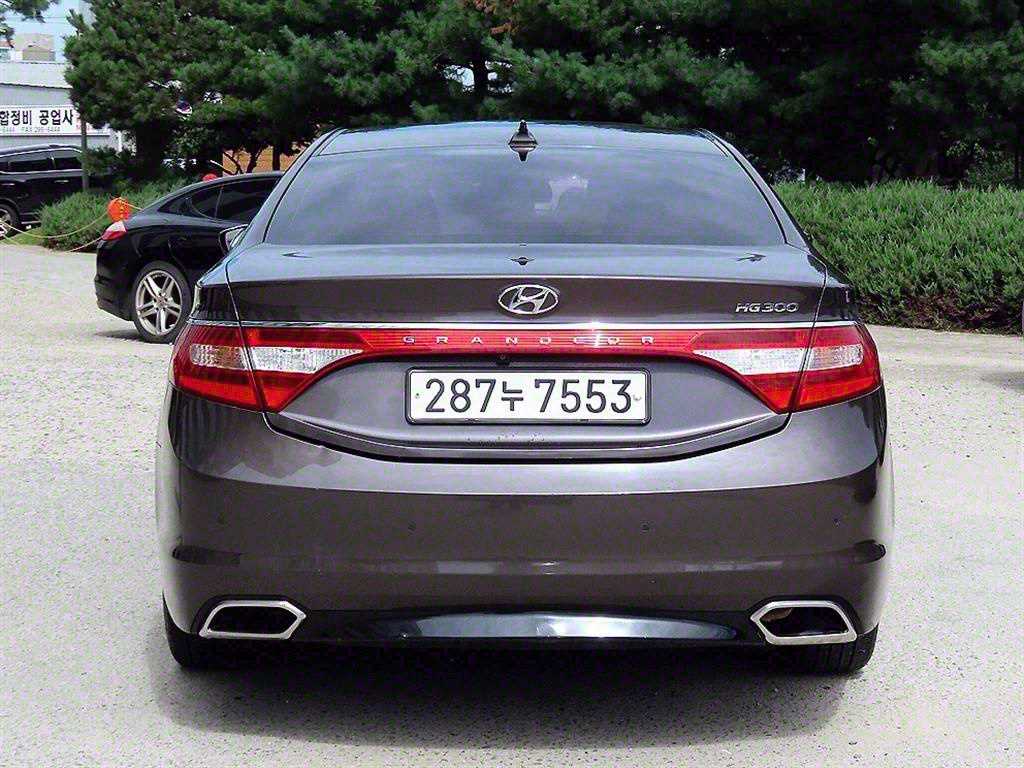 HYUNDAI Grandeur - Vista 4