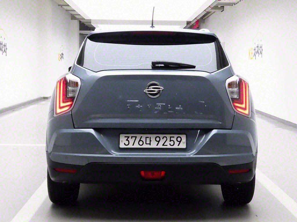 Ssangyong Tivoli - Vista 3