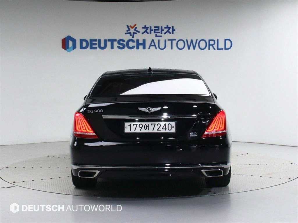 Genesis EQ900 - Vista 4