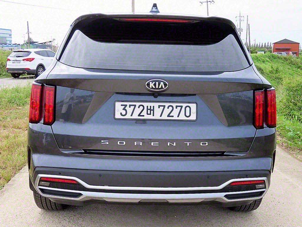 KIA Sorento - Vista 4