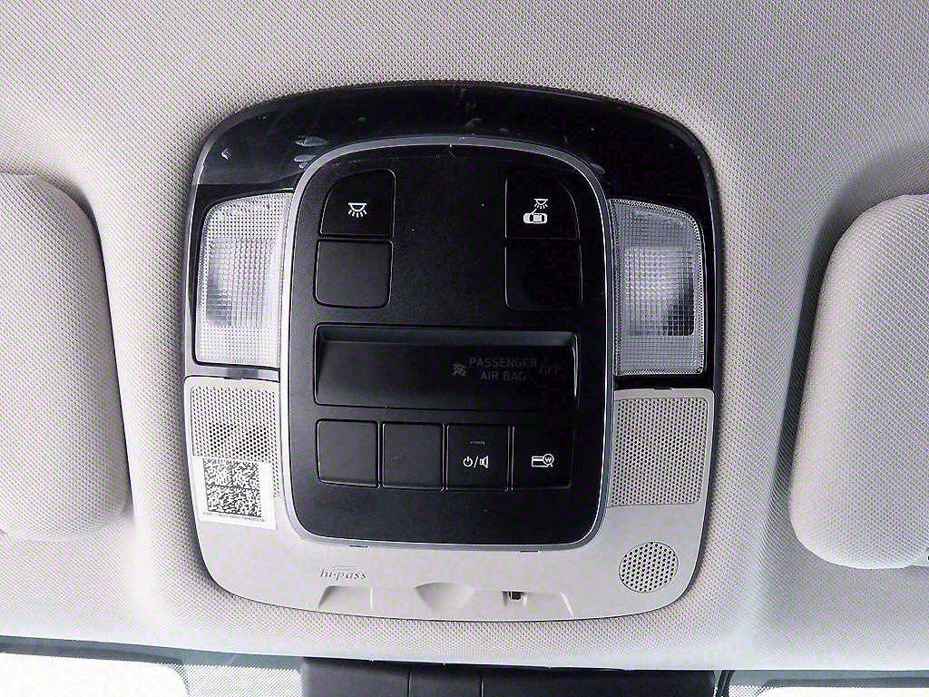 HYUNDAI Sonata - Vista 12