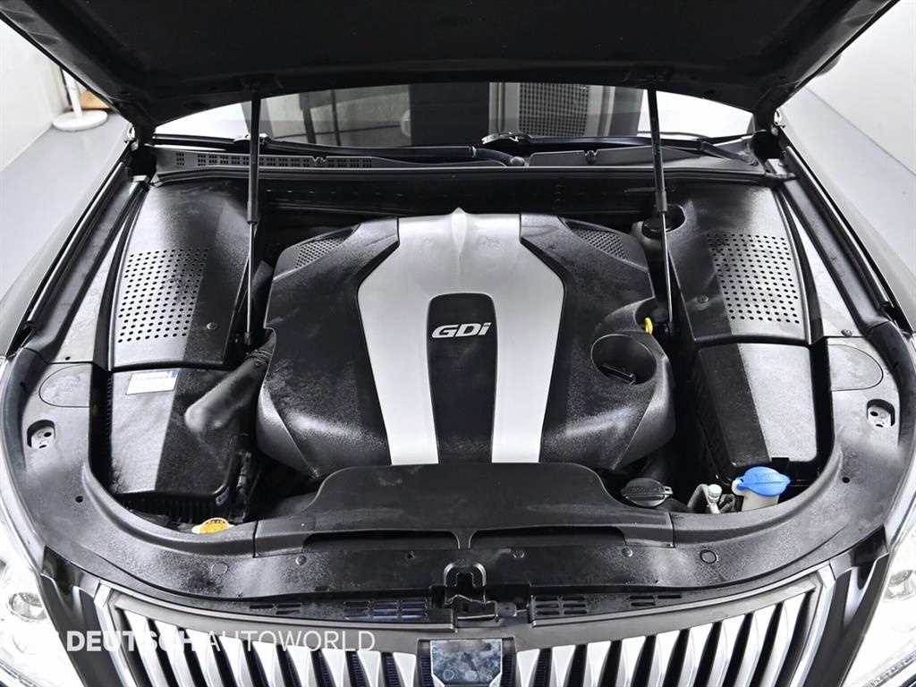 HYUNDAI Equus - Vista 6