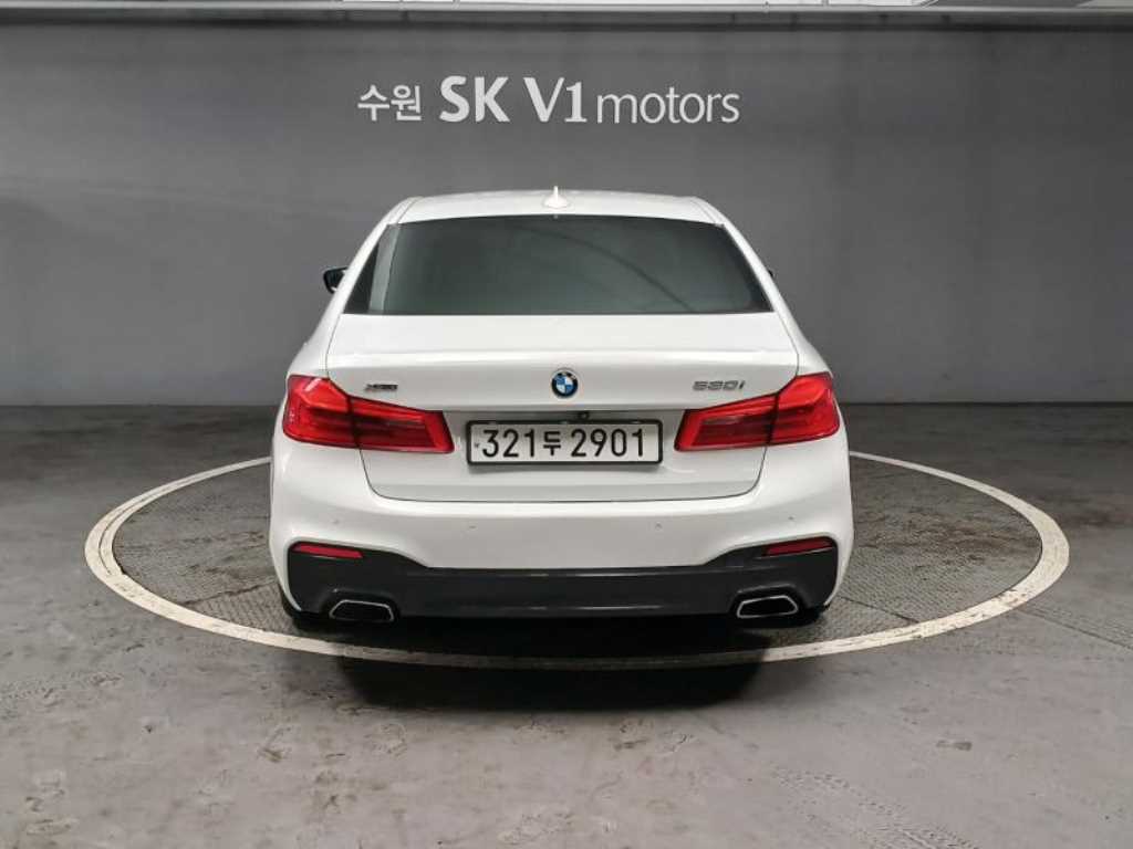 BMW 5 Series - Vista 2