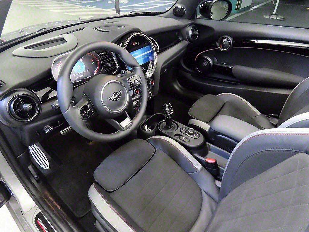 Mini Cooper Convertible 2024 Plateado - Importación desde Corea - HF Imports Iquique - Foto 15