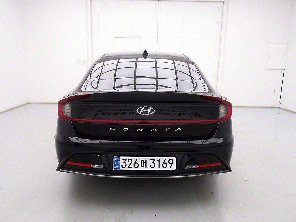 HYUNDAI Sonata - Vista 3