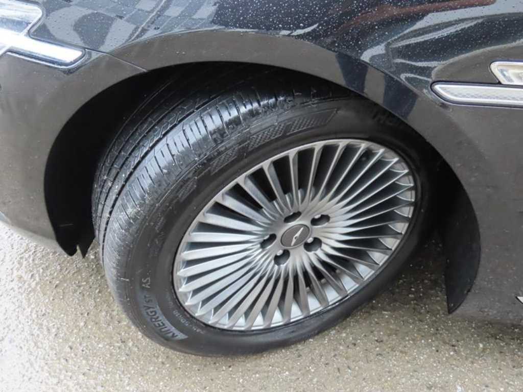 Genesis G90 2019 Negro - Importación desde Corea - HF Imports Iquique - Foto 19