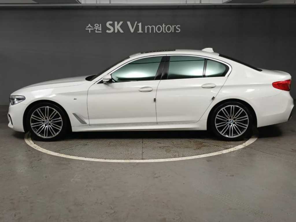 BMW 5 Series - Vista 3