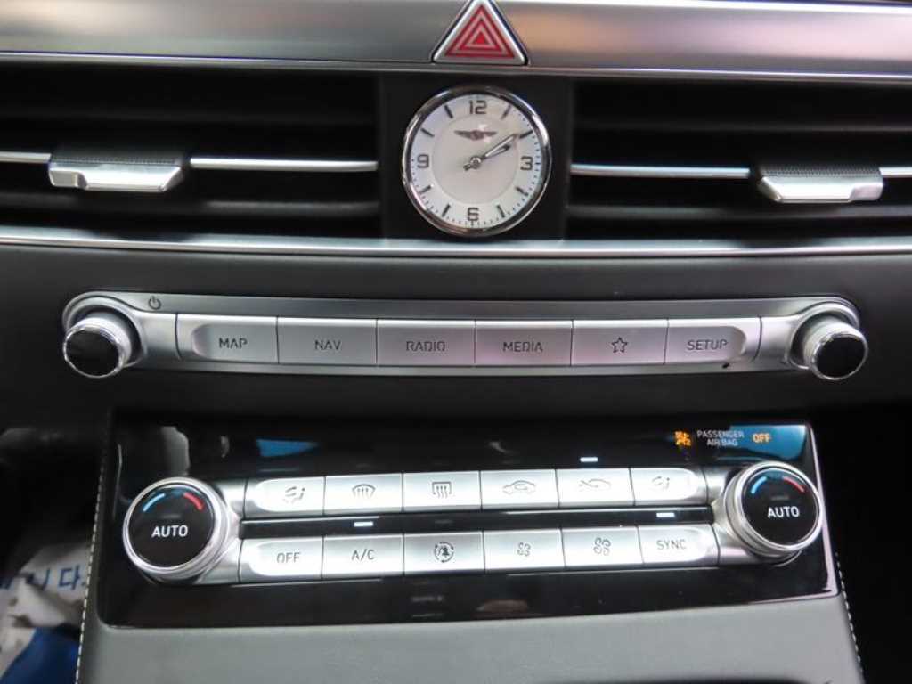 Genesis G90 2019 Negro - Importación desde Corea - HF Imports Iquique - Foto 16