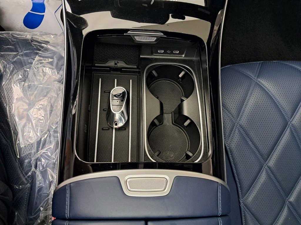 Mercedes Benz S Class - Vista 11