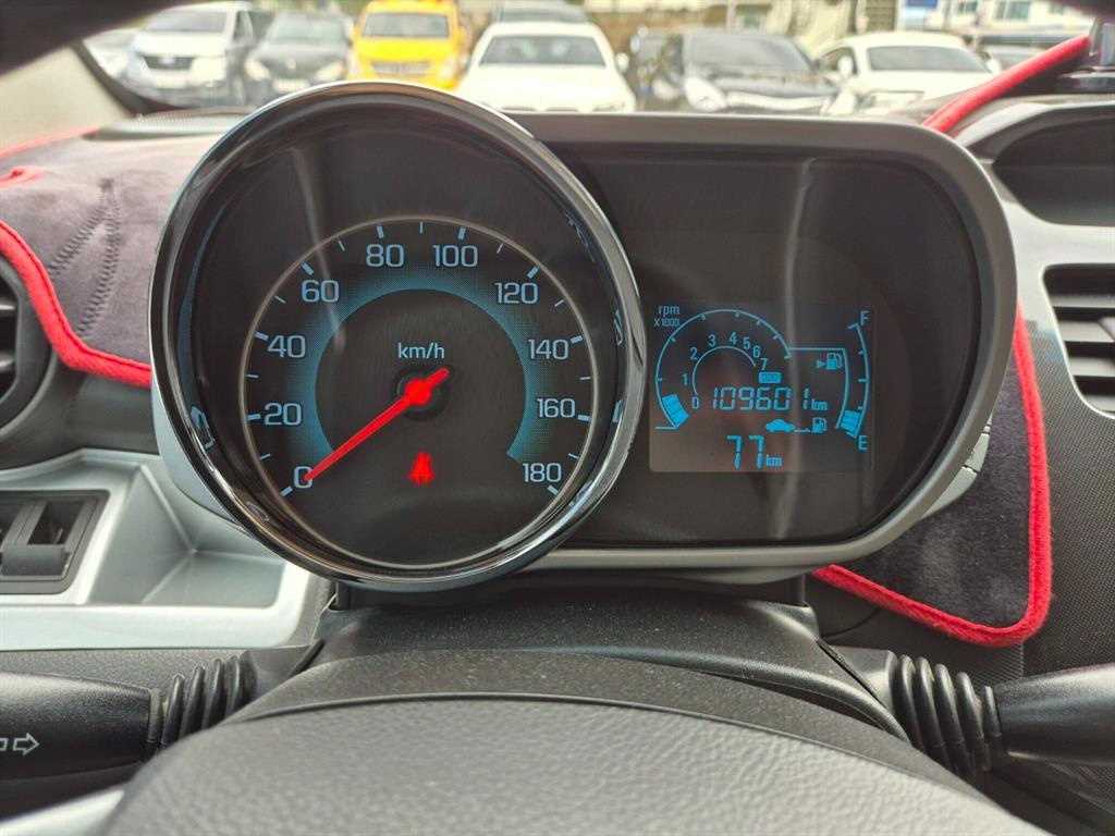 Chevrolet Spark 2014 Plateado - Importación desde Corea - HF Imports Iquique - Foto 15