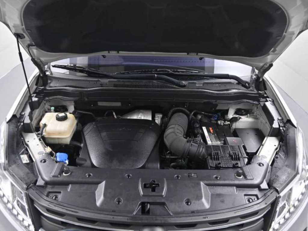 Ssangyong Korando - Vista 6