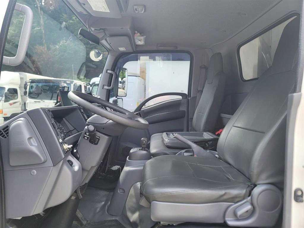 medium and large cargo truck 2020 Blanco - Importación desde Corea - HF Imports Iquique - Foto 13