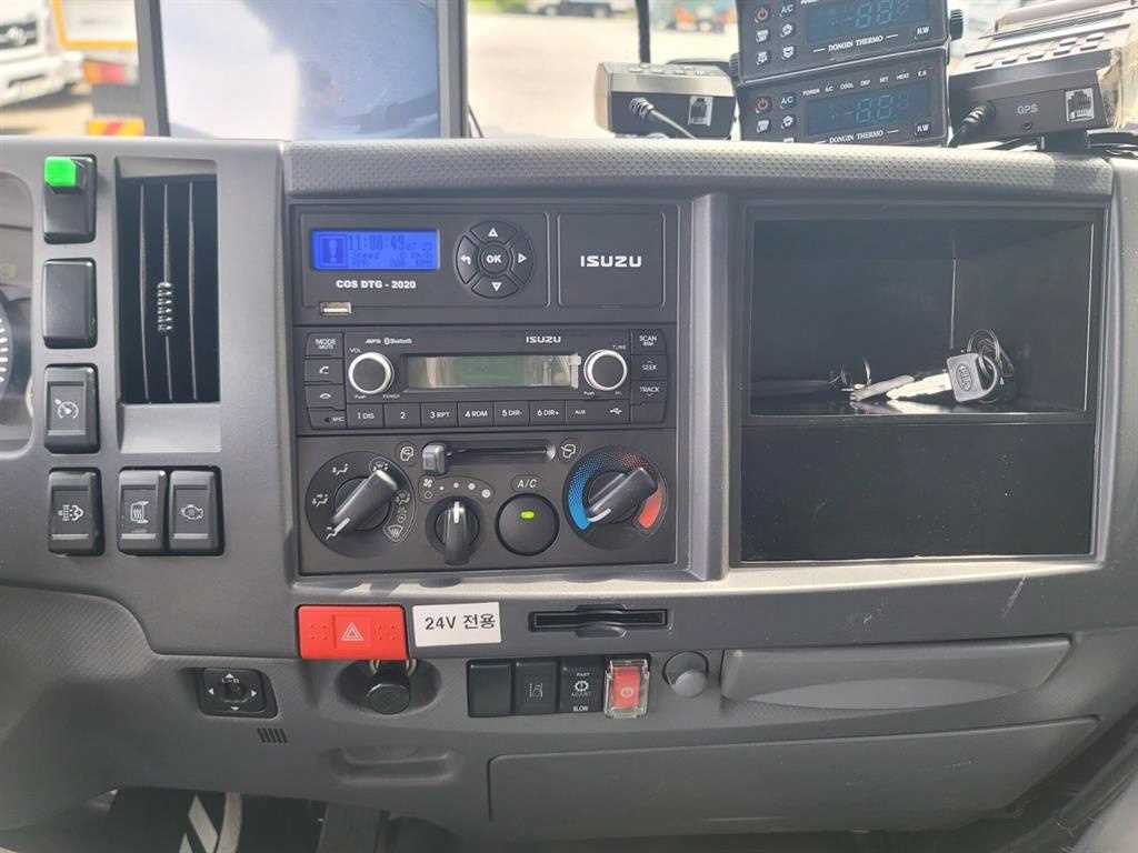 medium and large cargo truck 2020 Blanco - Importación desde Corea - HF Imports Iquique - Foto 18