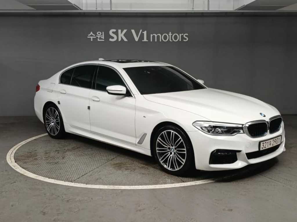 BMW 5 Series - Vista 5