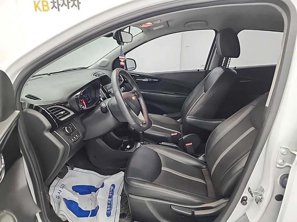 Chevrolet Spark - Vista 11