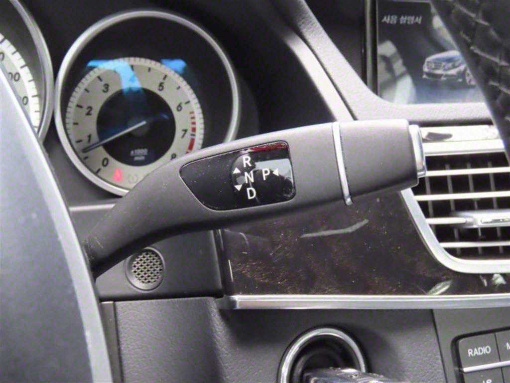 Mercedes Benz E class - Vista 6