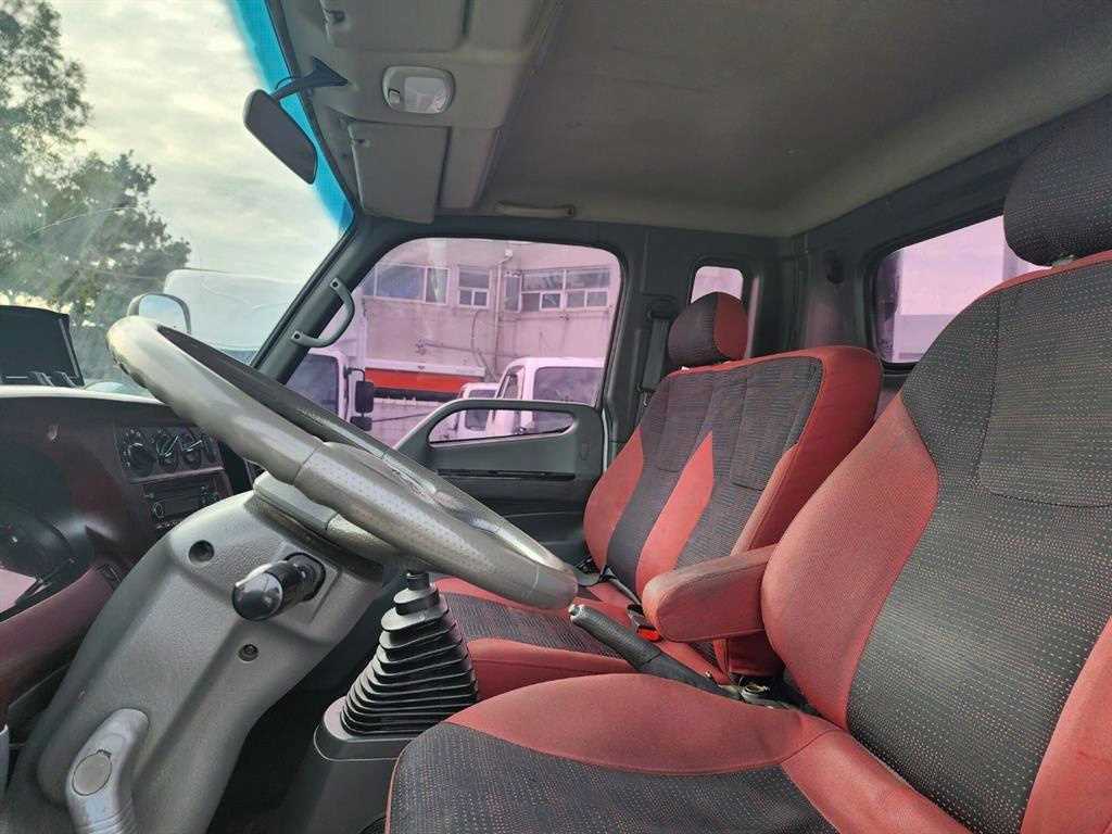 medium and large cargo Cargo - Vista 9