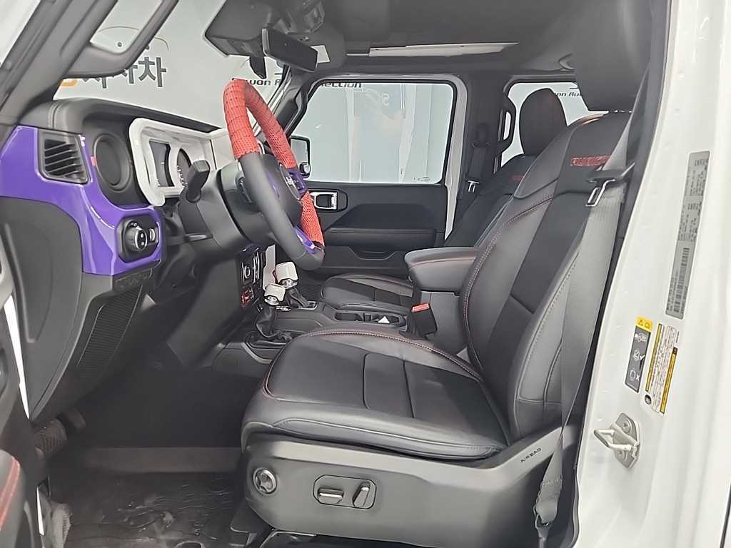 Jeep Wrangler - Vista 11