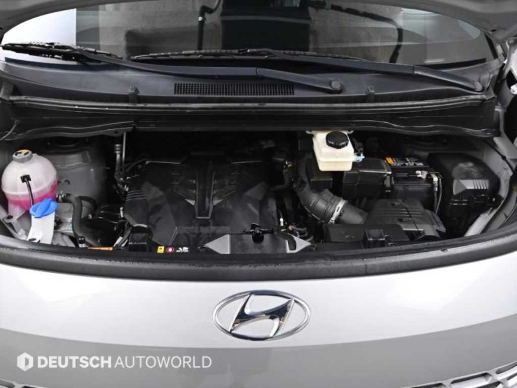 HYUNDAI Staria - Vista 6