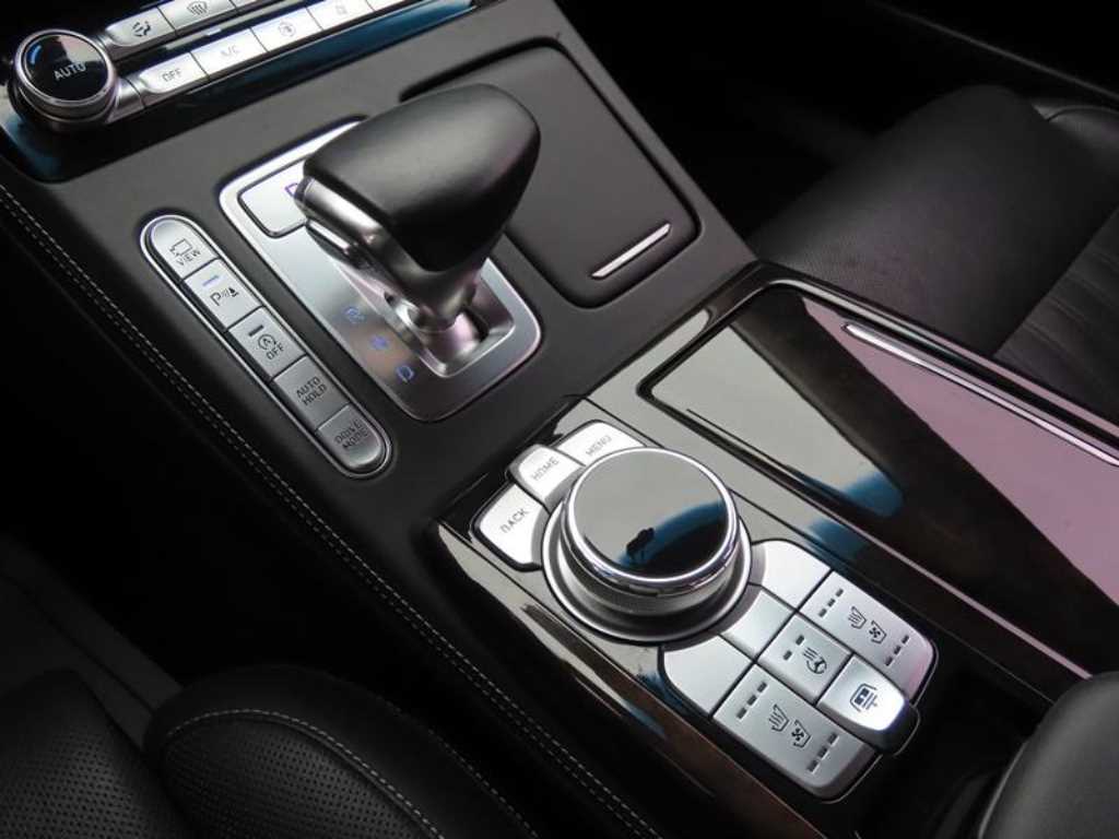 Genesis G90 2019 Negro - Importación desde Corea - HF Imports Iquique - Foto 17