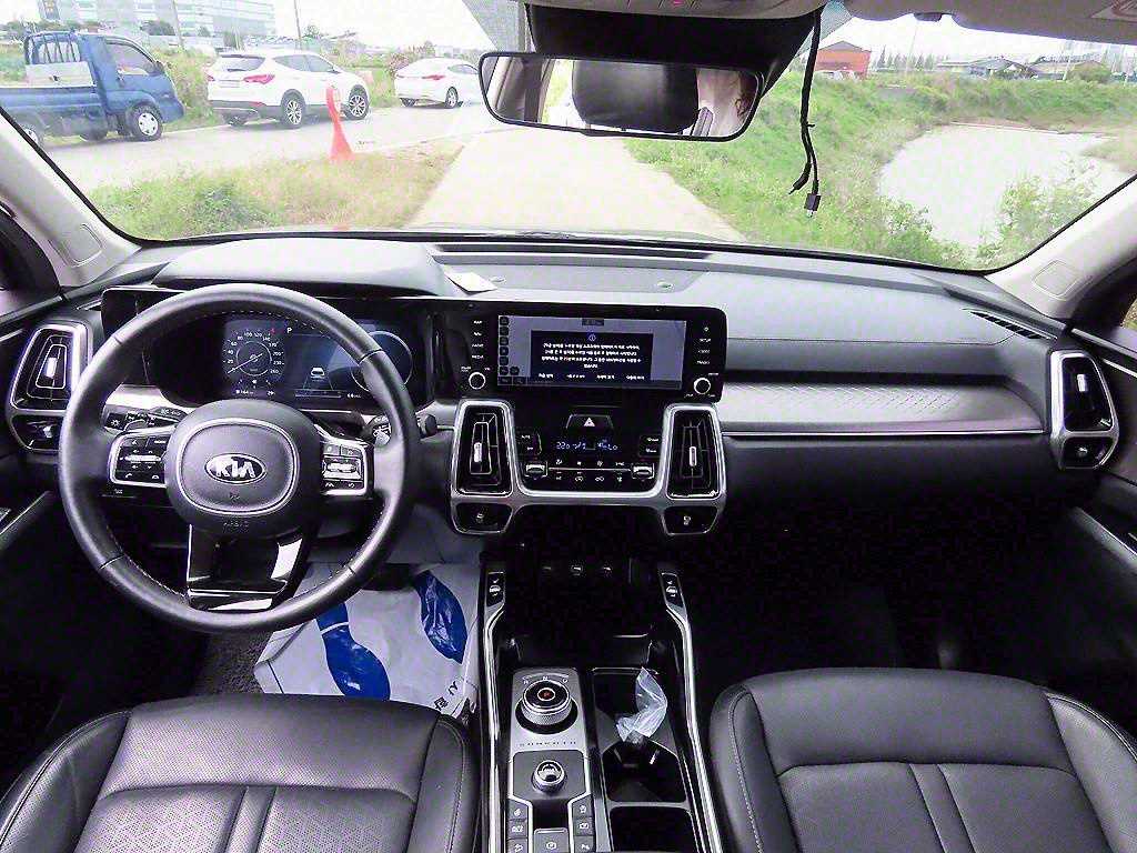 KIA Sorento - Vista 9