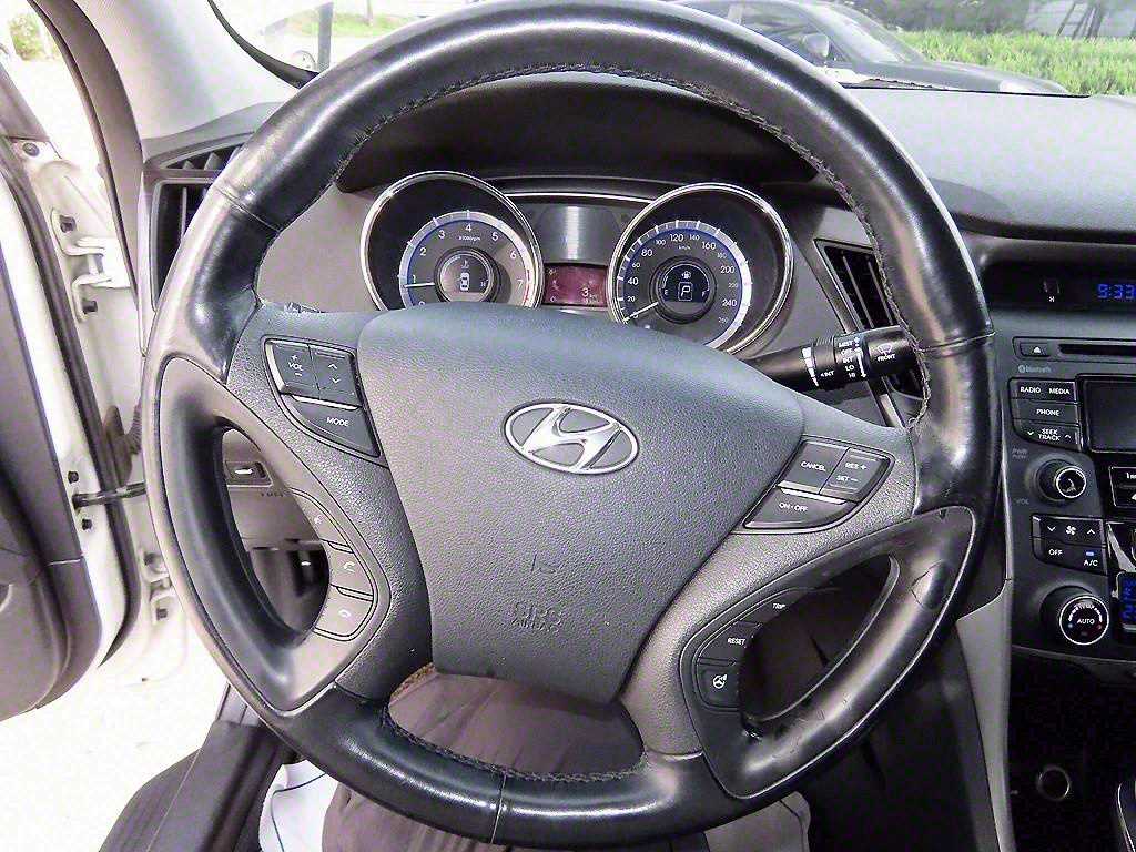 HYUNDAI Sonata - Vista 8