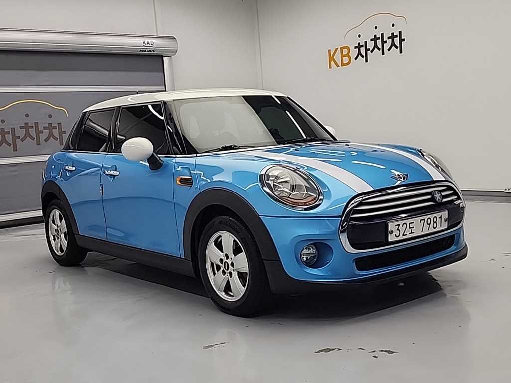 Mini Cooper - Vista 4