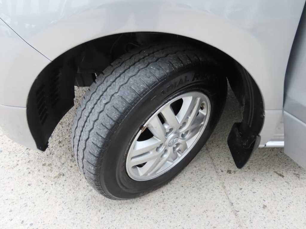 HYUNDAI Starex 2019 Plateado - Importación desde Corea - HF Imports Iquique - Foto 16